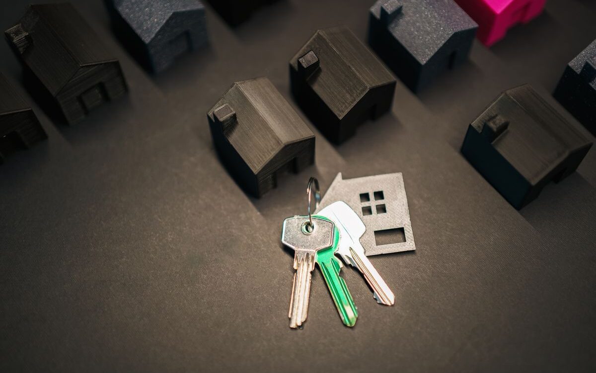 House keys for a rental property handover in Geelong